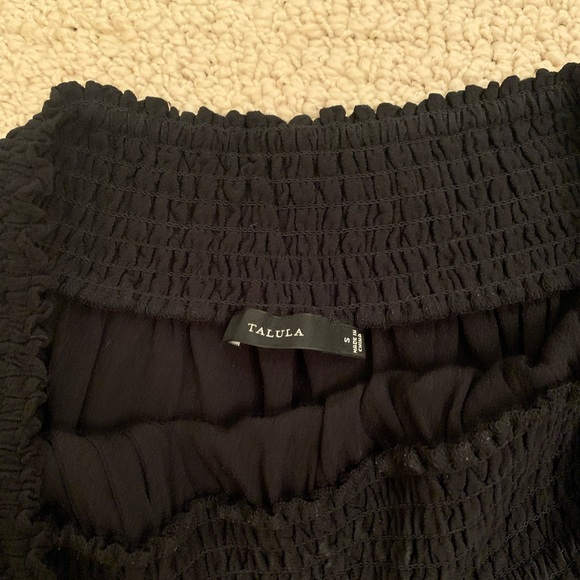 Aritzia Talula marcilly off the shoulder blouse - Picture 5 of 5